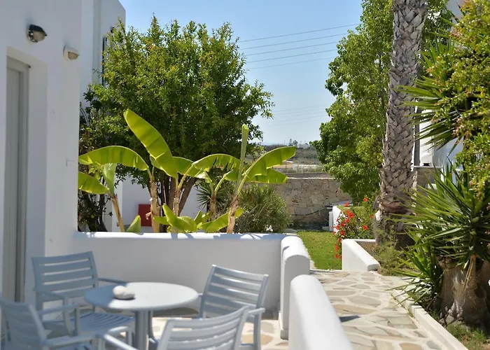 Summer Shades - Ex Arkoulis Hotel Naoussa