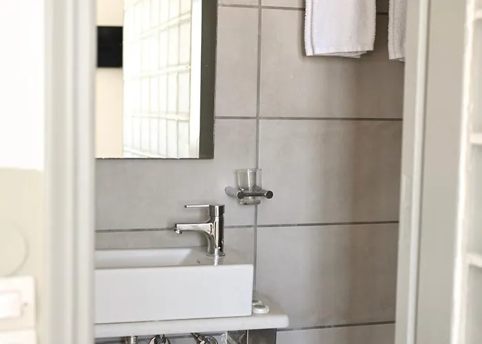 Summer Shades - Ex Arkoulis 3* Naoussa