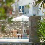 Summer Shades - Ex Arkoulis Hotel
