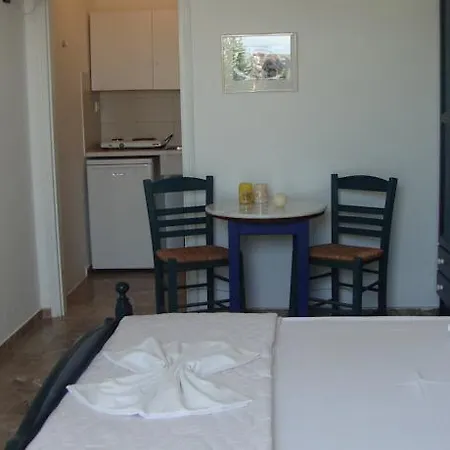 ホテル Summer Shades - Ex Arkoulis 3*